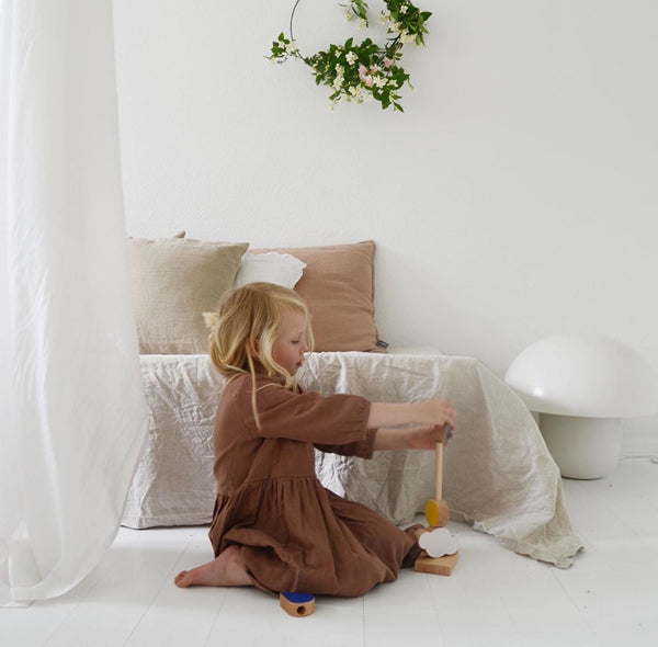 "Catch the cloud" wooden stacking toy